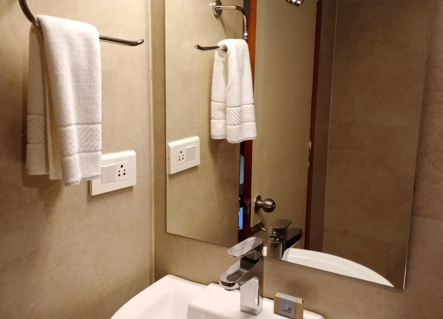 Hotel Geo Kochi